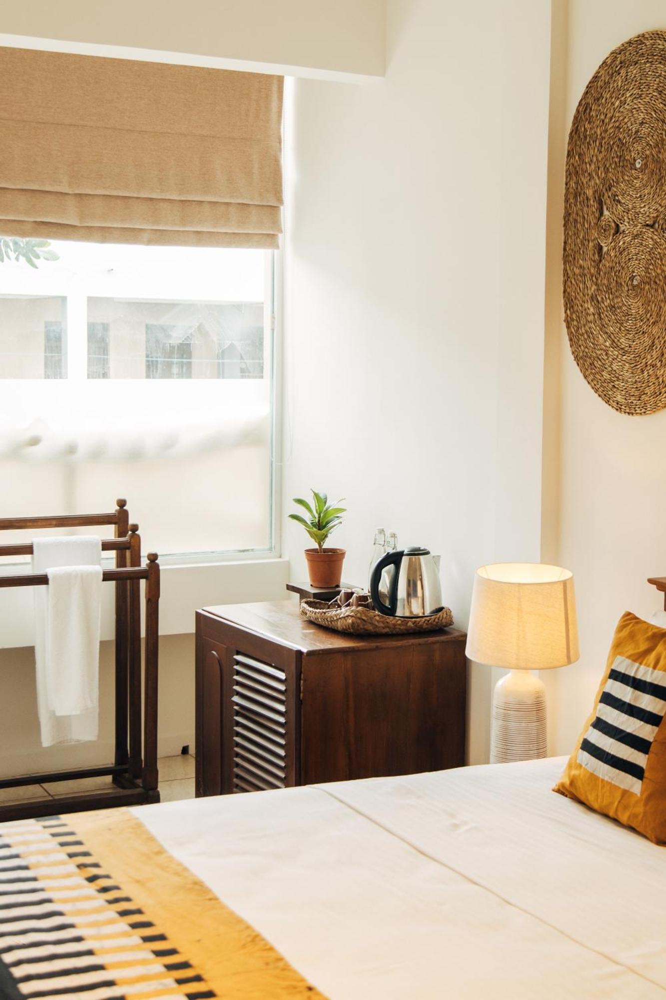 Neevana Hotel ヒッカドゥワ エクステリア 写真